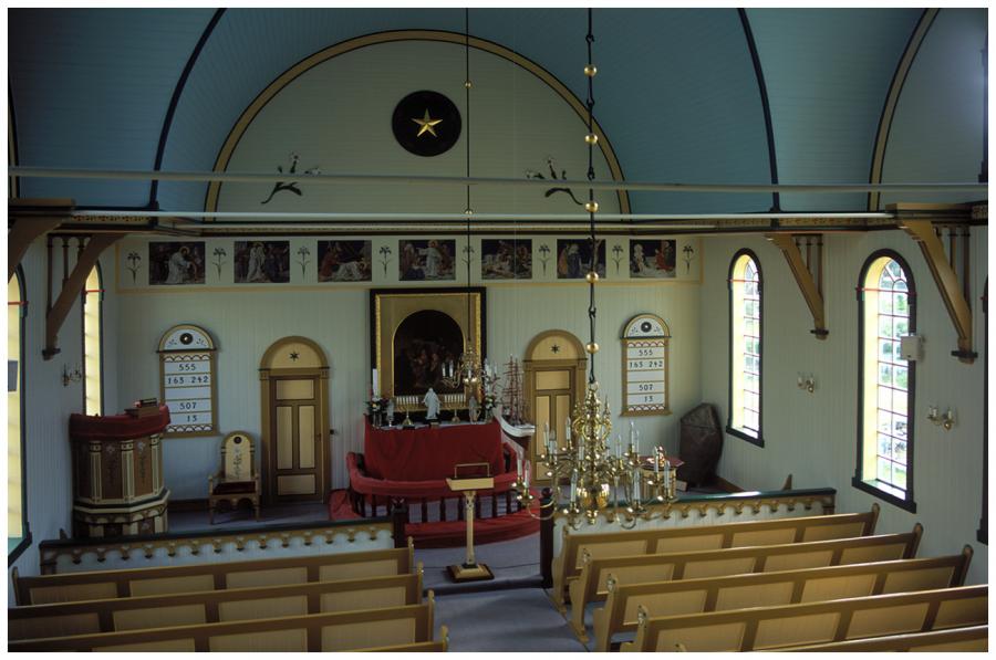 Interiér kostela v Sandaváguru